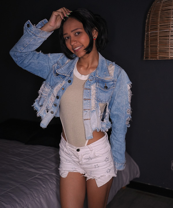 Camila Cooper — Bombones